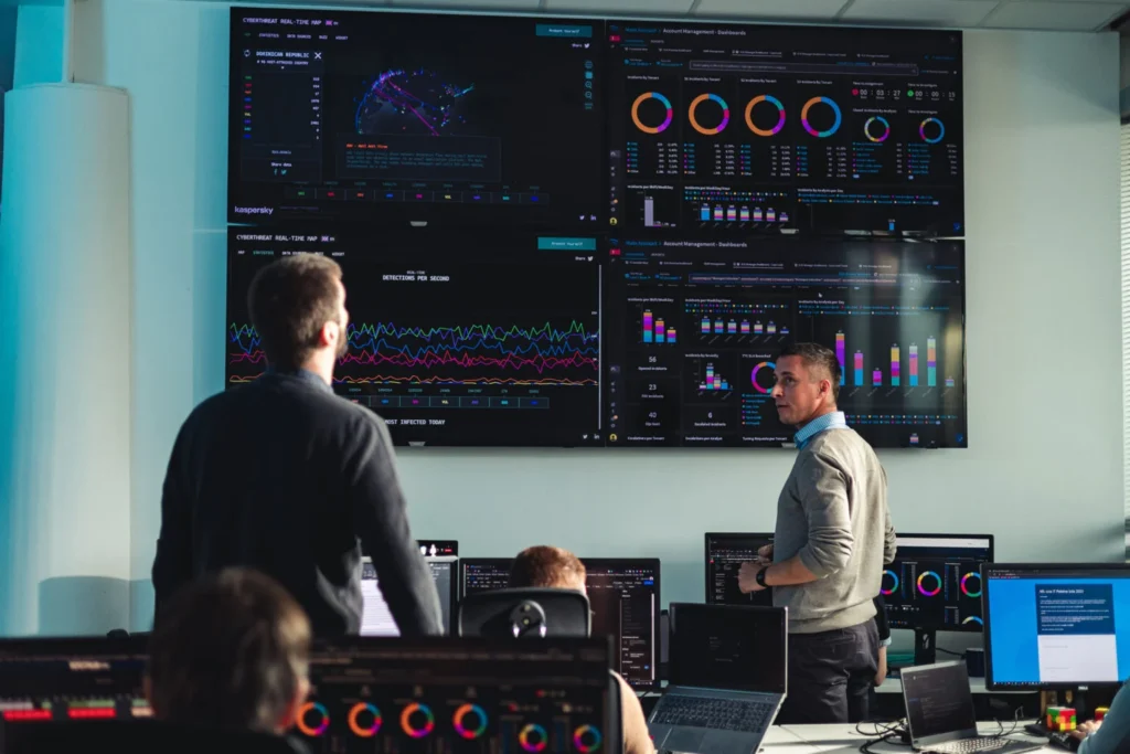 200 Wochen ThreatInsights: Was unsere meistgelesenen Artikel über die aktuelle Bedrohungslage verraten – featured image