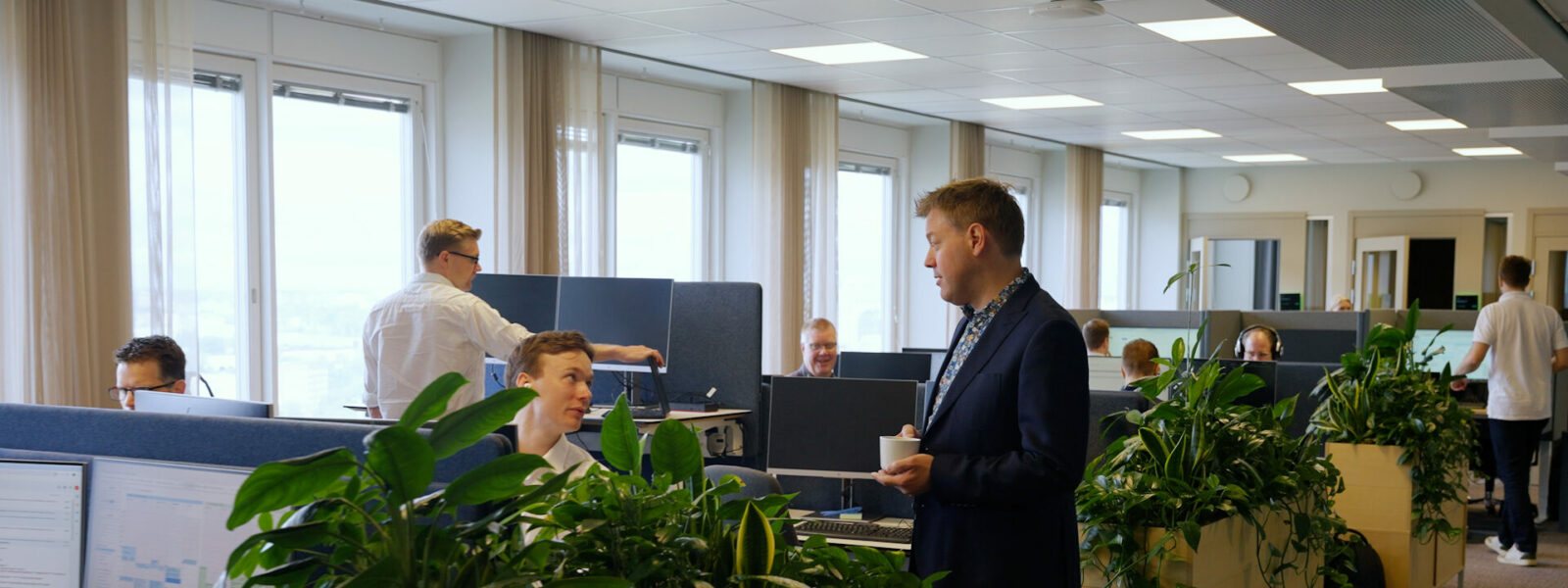 Medarbetare på Conscia jobbar på kontoret